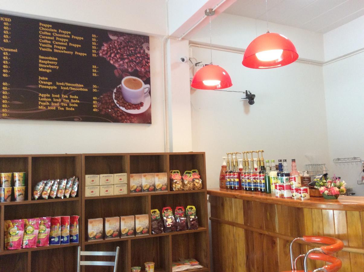 Amaretto Hostel Surat Thani Buitenkant foto