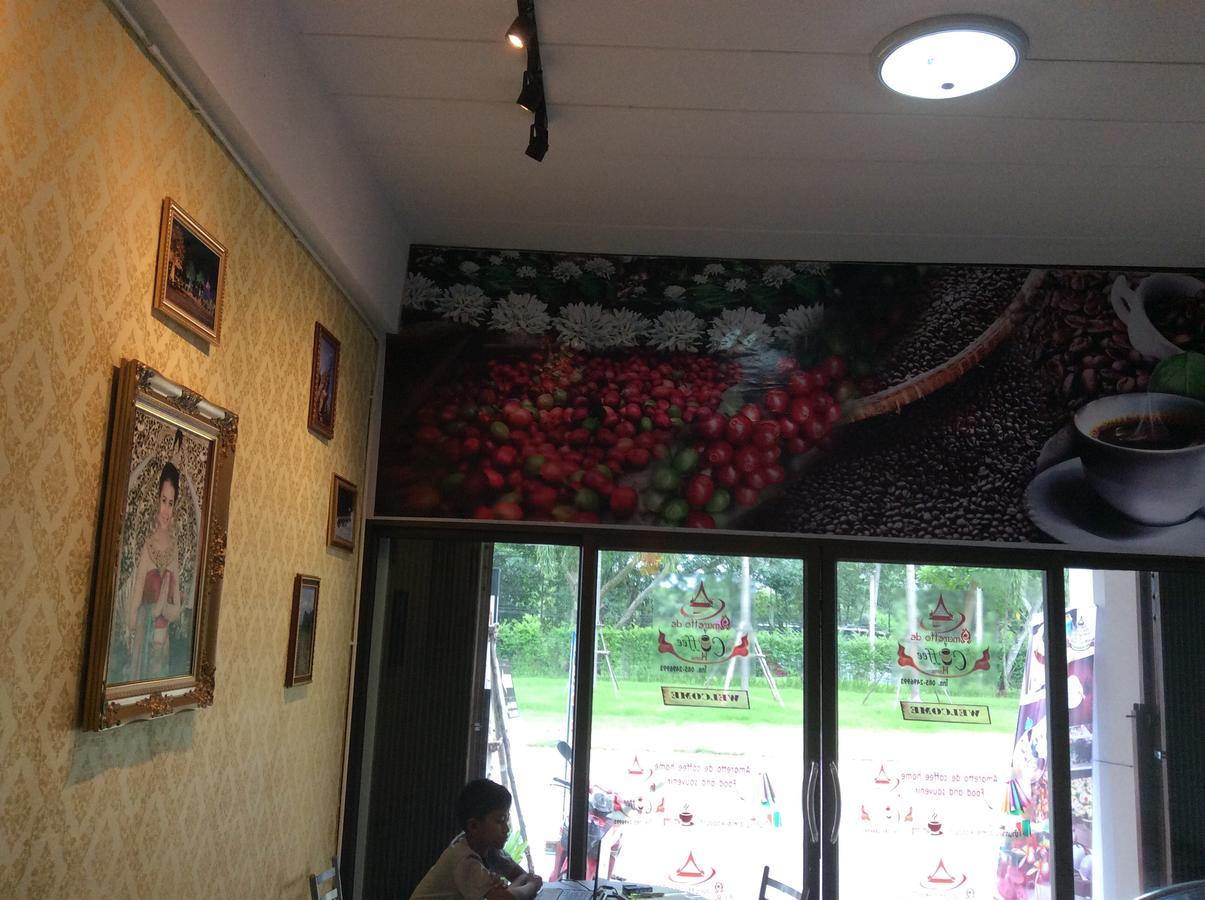 Amaretto Hostel Surat Thani Buitenkant foto