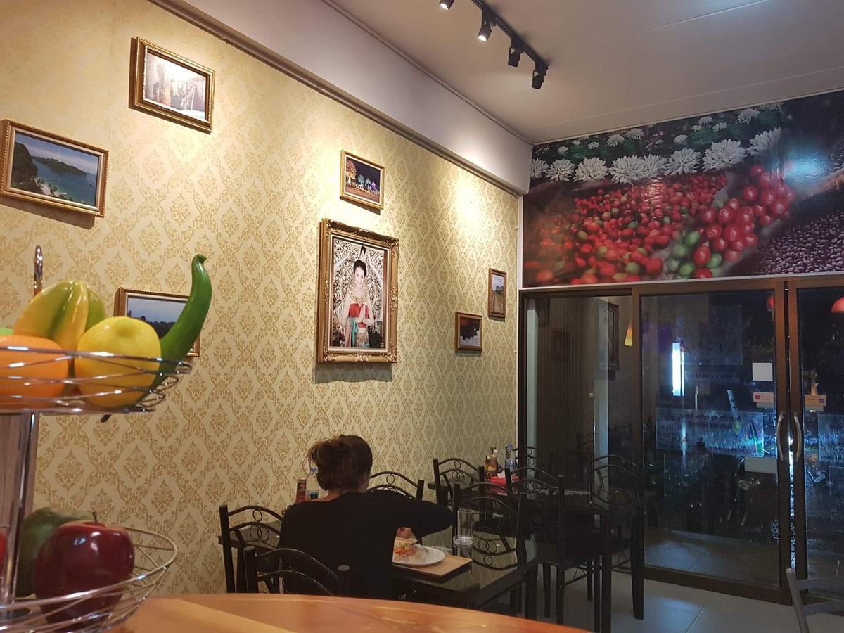 Amaretto Hostel Surat Thani Buitenkant foto
